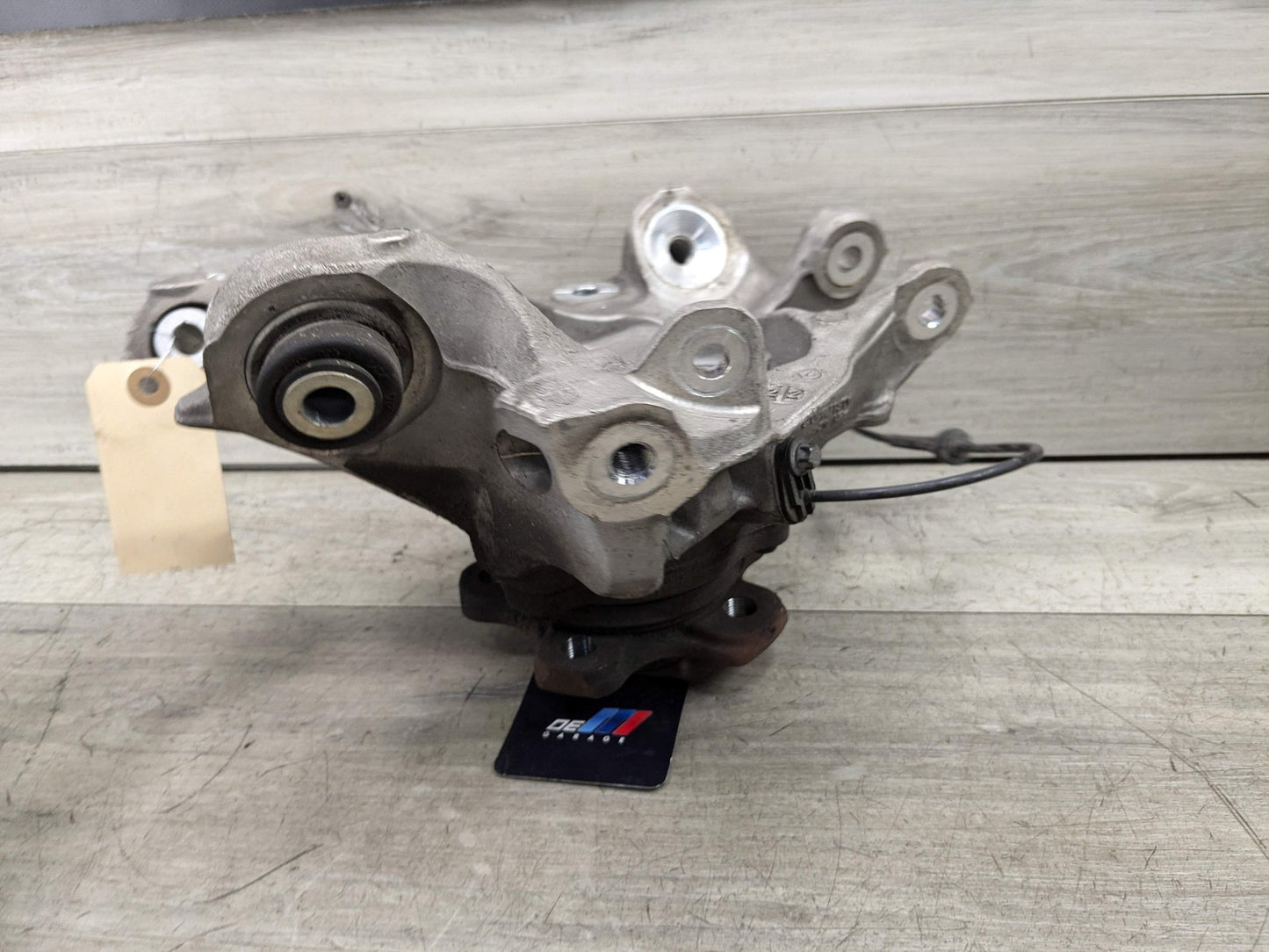 2021 BMW 330i G20 Rear Right Passenger Spindle Knuckle w/ Bearing 6899306 19-24 OEM BMW G20 330 M340 REAR Right Passenger Knuckle Hub Spindle Bearing RWD