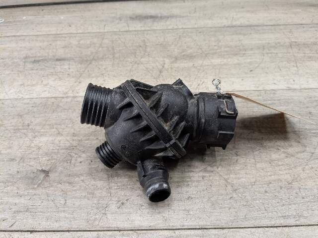 OEM BMW F15 F16 F23 F30 F32 F33 F36 Engine N55 Water Coolant Thermostat Housing
