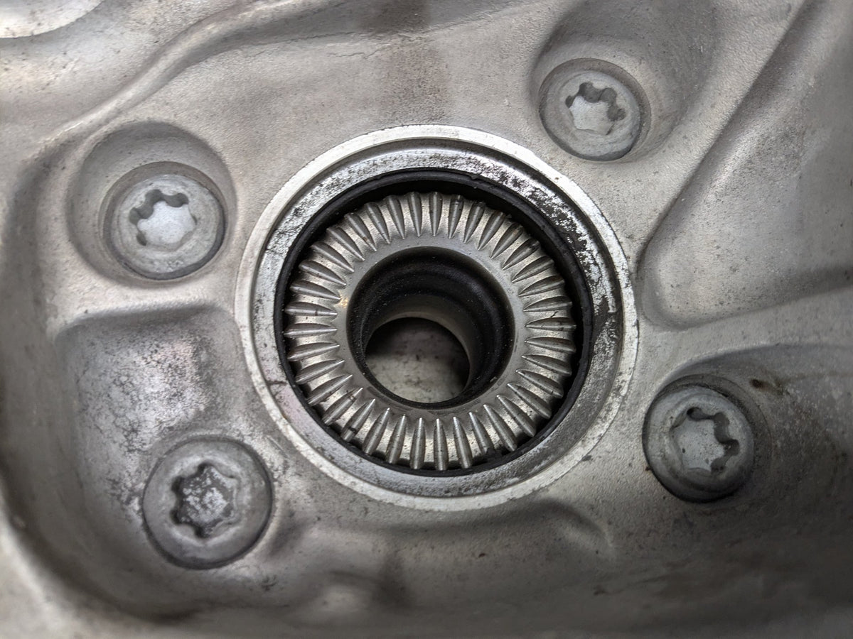 2020 BMW 330i G20 Rear Left Driver Spindle Knuckle w/ Bearing 6879533 19-25 OEM BMW G20 330 M340 REAR Left Driver Knuckle Wheel Hub Spindle Bearing OEM