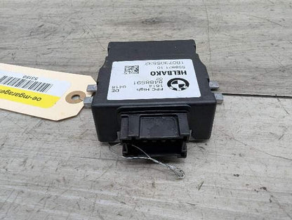 PRE-LCI OEM BMW G01 G12 G30 530 540 M550 740 750 X3 Fuel Pump Control Module