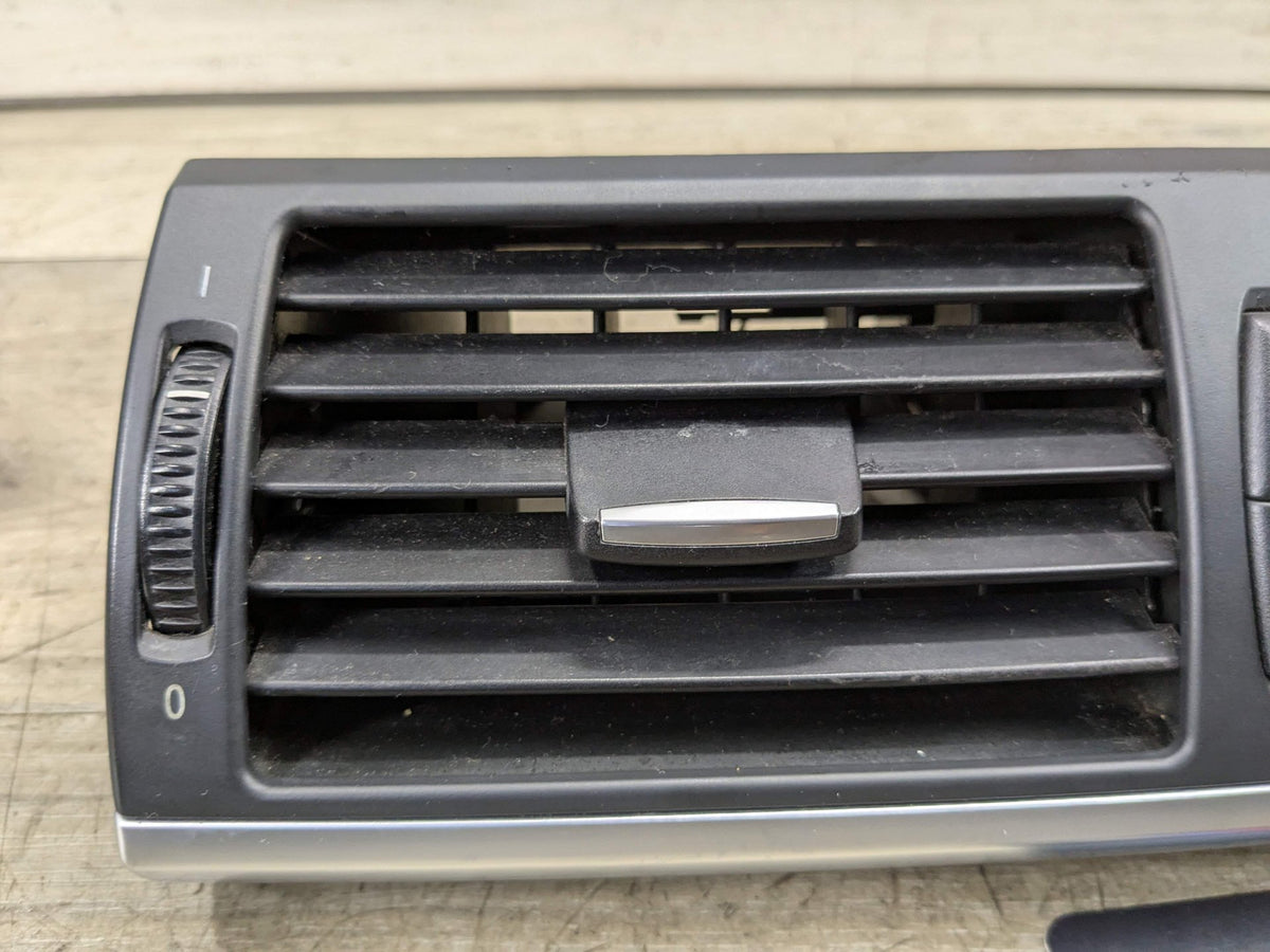 07-14 OEM BMW E70 E71 X5 X6 X5M X6M Dash Center AC Air Vent Grille Hazard Black