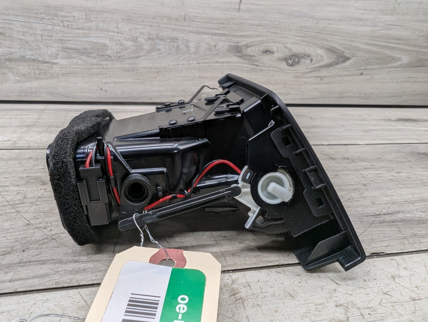 2009-2017 Mercedes-Benz E550 E-Class A207 Dashboard Dash Board Right Passenger Air Vent A2078300254