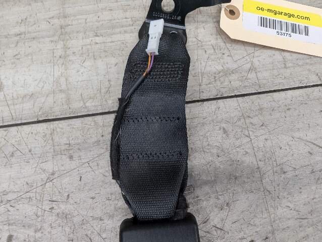 OEM BMW F90 M5 G30 530 540 M550 Rear Center Middle Seatbelt Seat Belt Buckle