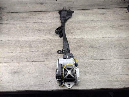 OEM BMW F90 G30 530 540 M550 M5 Front Right Passenger Seat Belt Retractor Black