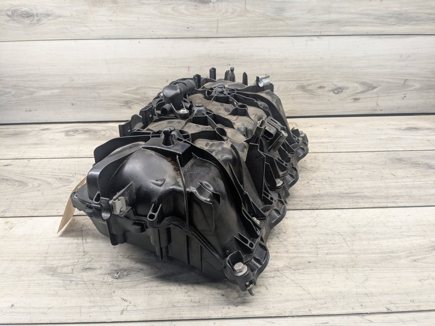 OEM BMW G01 G20 G26 G30 230 330 430 530 X3 Engine B46 Intake Manifold 8647975
