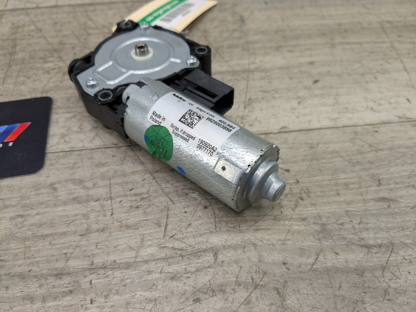 2020 BMW 330i G20 Sunroof Sun Roof Glass Motor 7424804 OEM BMW G20 G22 G26 G42 G80 G82 G87 M2 M3 M4 Sunroof Moonroof Motor Drive Unit