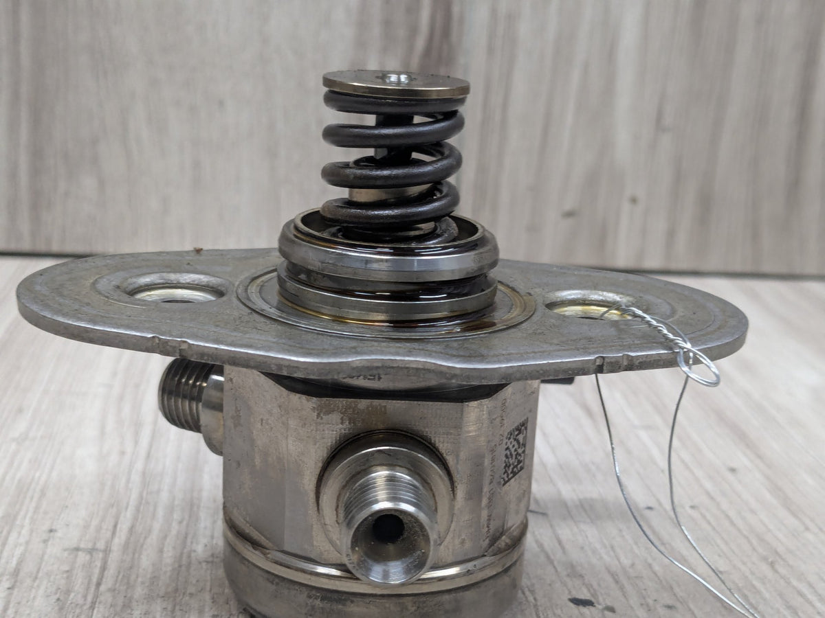 16-20 OEM BMW G11 G12 750 G30 M550 Engine N63R HPFP High Pressure Fuel Pump 1-4