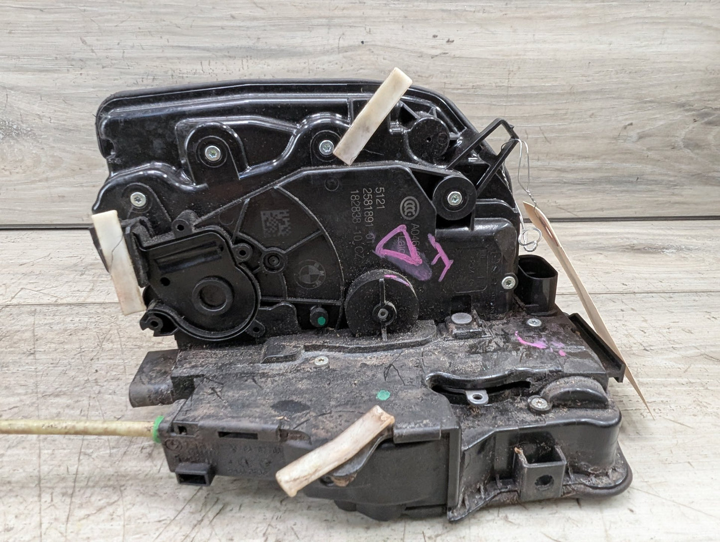 16-22 OEM BMW G11 G12 FRONT LEFT DRIVER Side Door Lock Latch Actuator SOFT CLOSE