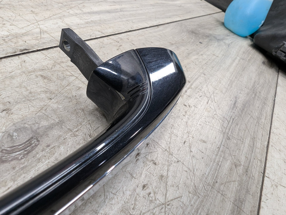 2017-2023 BMW M550i G30 Rear Left Driver Exterior Door Handle w/ Comfort Access 8492181 17-20 OEM BMW G30 Rear Left Driver Exterior Door Handle COMFORT ACCESS OEM
