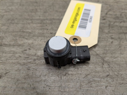 OEM BMW G01* G05* G20 G22 G23 G26 G42 G80 G82 M8 Bumper Parking PDC Sensor WHITE