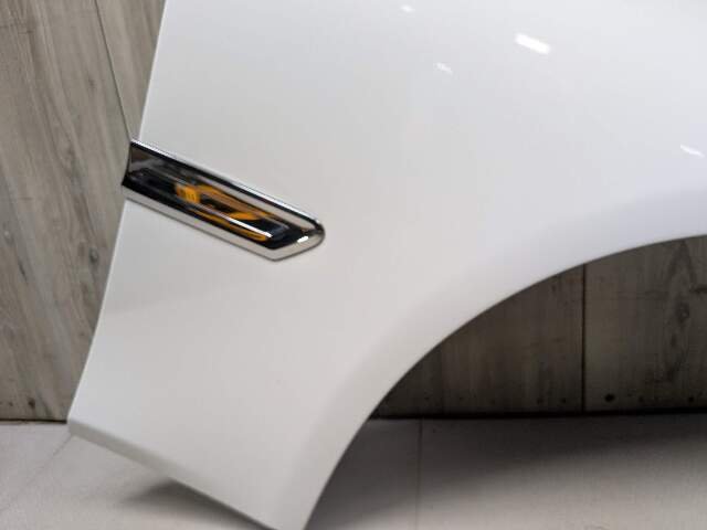 09-15 OEM BMW F01 F02 740 750 Front Right Passenger Side Fender Panel White 300