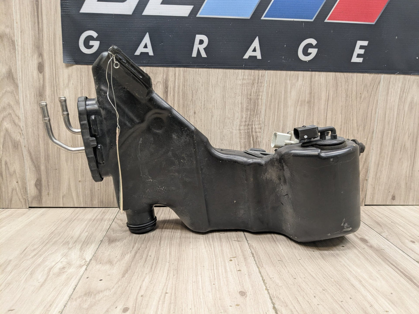 2015-2021 Mercedes-Benz C43 W205 Windshield Reservoir Tank Assembly A2058600260