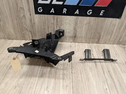 OEM BMW F15 F16 F85 F86 X5 X6 Front Left Driver Fender Mount Support Brackets