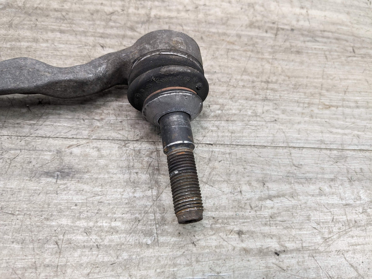 OEM BMW G12 G30 750 AWD Front Right Passenger Side Tie Rod Boot