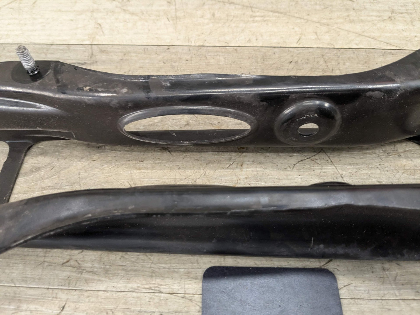 2021 BMW 540i G30 Rear Right Passenger Control Arm 6875104 OEM BMW G11 G12 G30 530 540 M550 740 750 M760 REAR Left Right Lower Control Arm