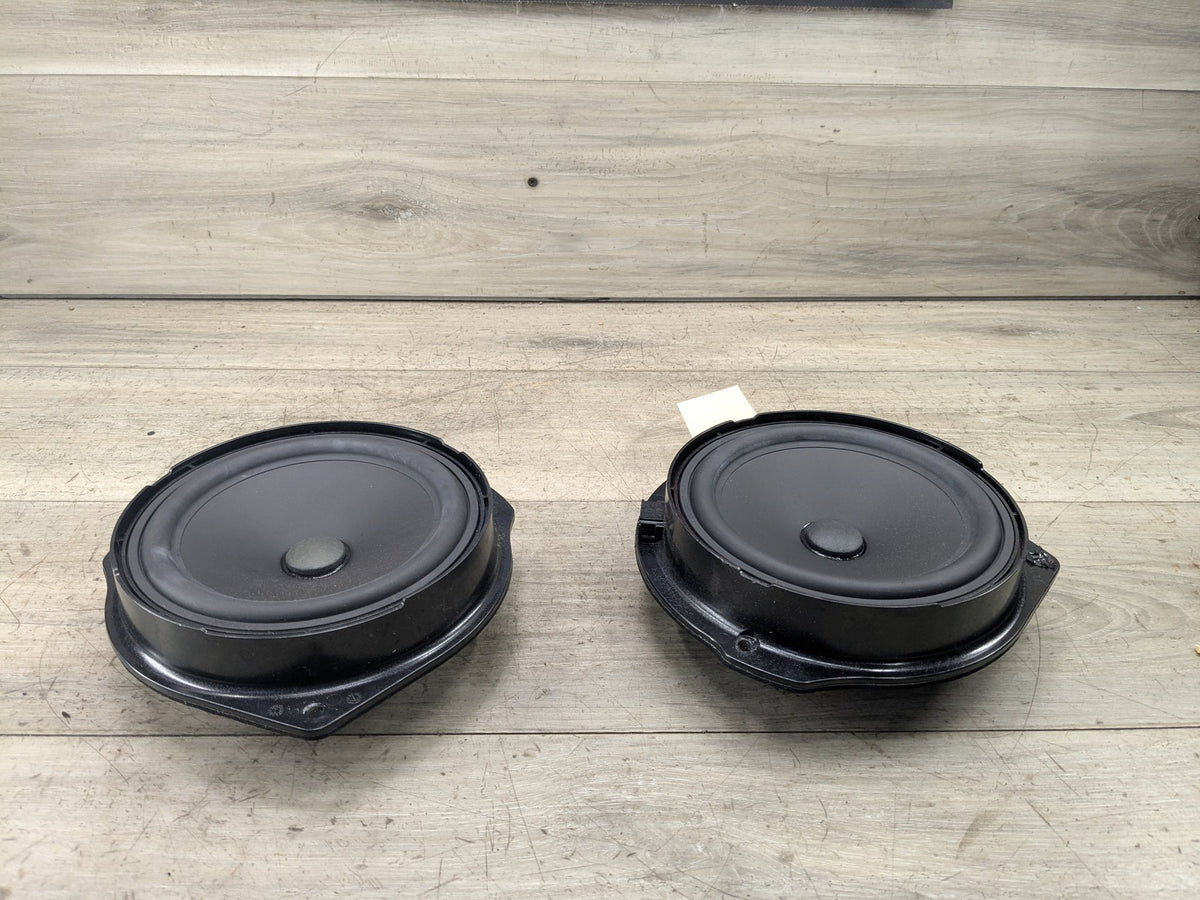2009-2017 Mercedes-Benz E550 E-Class A207 Speakers SET a2048205502 OEM