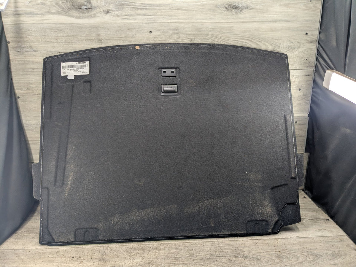 2013 Mercedes-Benz E550 E-Class A207- Rear Trunk Cargo Floor Carpet Spare Tire Cover PN: 0