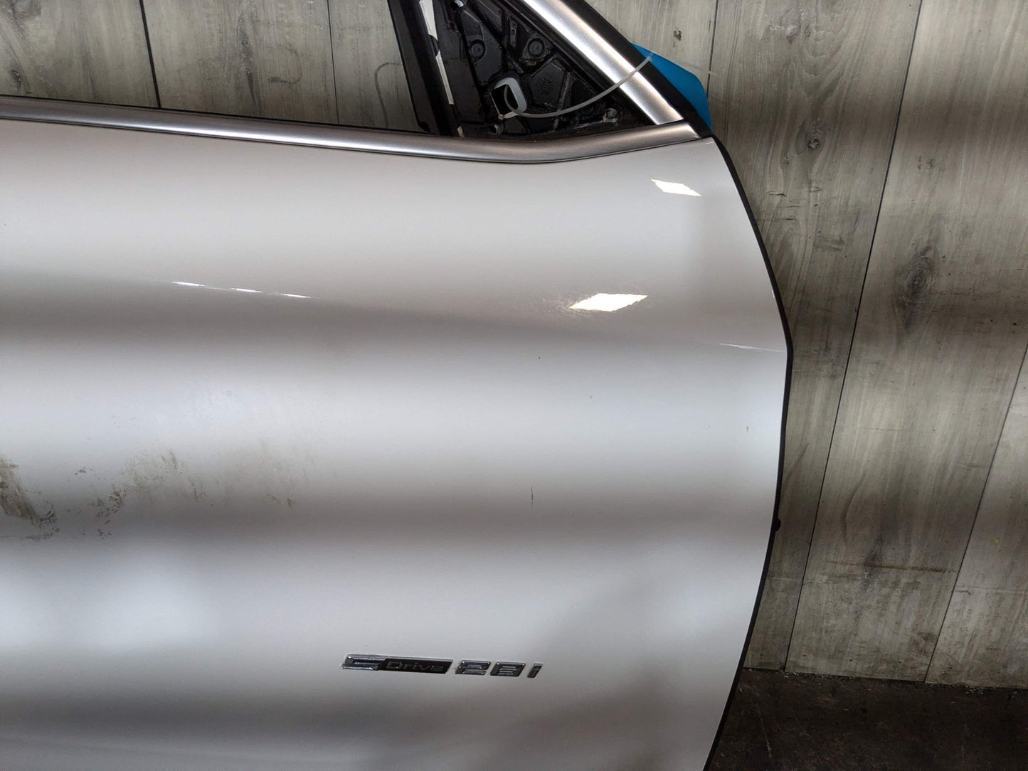 *16-22 OEM BMW F48 X1 Front Right Passenger Side Door Shell Panel White 300 White Alpinweiß Iii (300)