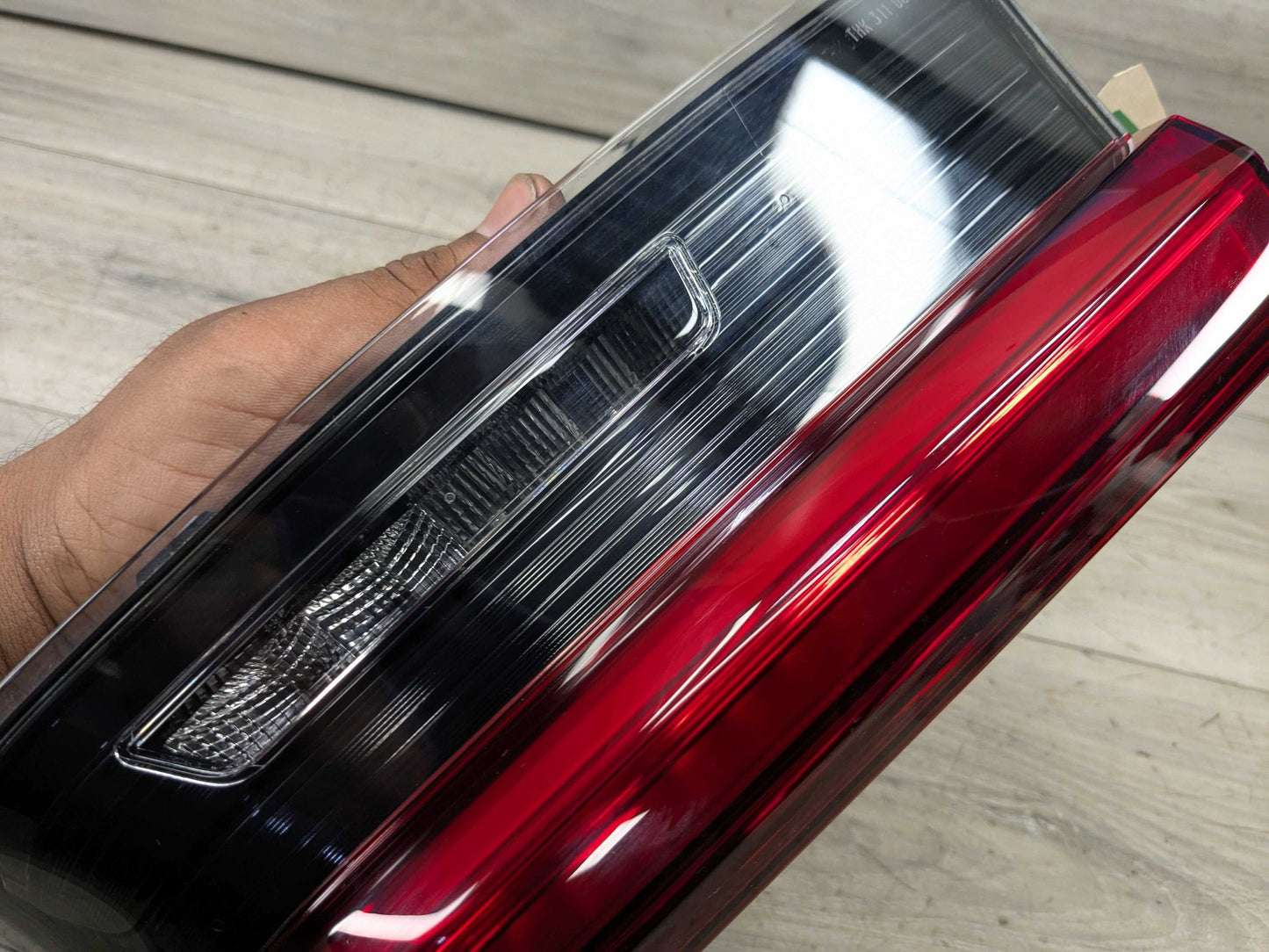 2019 BMW 330i G20 Rear Right Passenger Inner Tail Light 7420456 19-21 OEM BMW G20 G80 330 M340 M3 Rear Right Passenger LED Inner Stop Tail Light