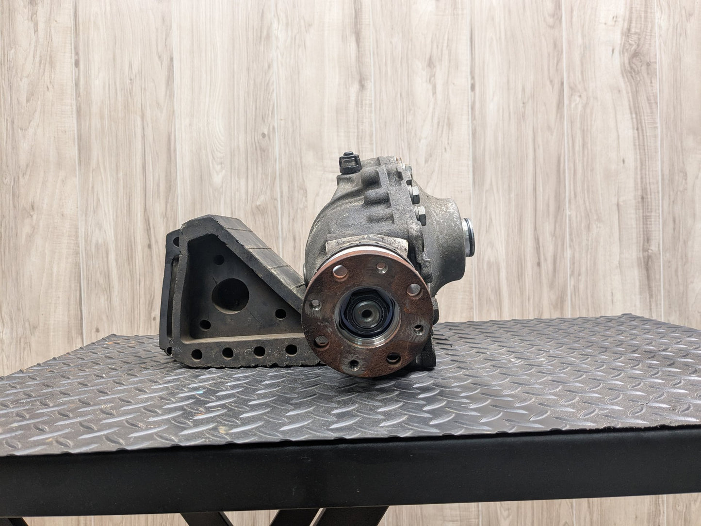 2014 BMW 435i F32 Front Axle Carrier Differential 7584519 OEM BMW F10 F30 F32 F33 F36 AWD Front Differential Axle Gearbox Carrier 3.23 N55
