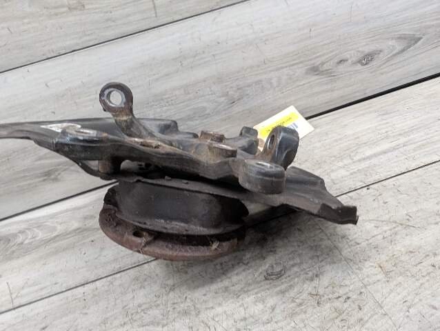 1996 - 2003 BMW Z3 E36 Front Left Driver Spindle Knuckle w/ Bearing 1092079 M54B25O0