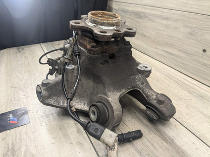 2018 BMW M550i G30 Rear Right Passenger Spindle Knuckle w/ Bearing 6866336 17-23 OEM BMW G30 530 540 M5550 REAR Right Passenger Hub Knuckle Bearing Carrier OEM