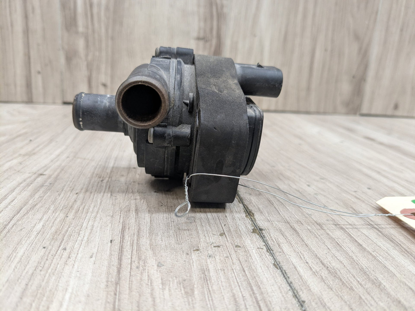 2015-2021 Mercedes-Benz C43 W205 Auxilary Water Coolant Pump A2118350028 OEM