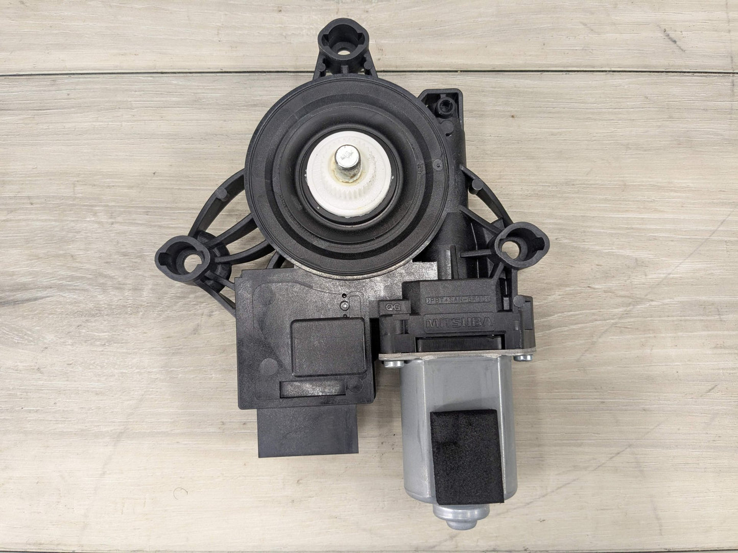 2020 BMW 330i G20 Front Left Driver Door Window Glass Regulator Motor 8495869 OEM BMW G20 G80 330 M340 M3 FRONT Left Driver Side Door Window Regulator Motor