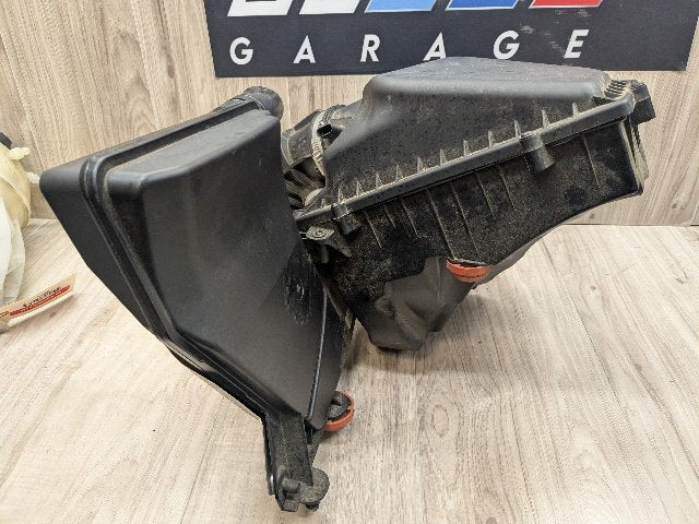 OEM BMW G05 G12 G30 540 740 Air Box Filter Cleaner Intake Resonator Muffler B58