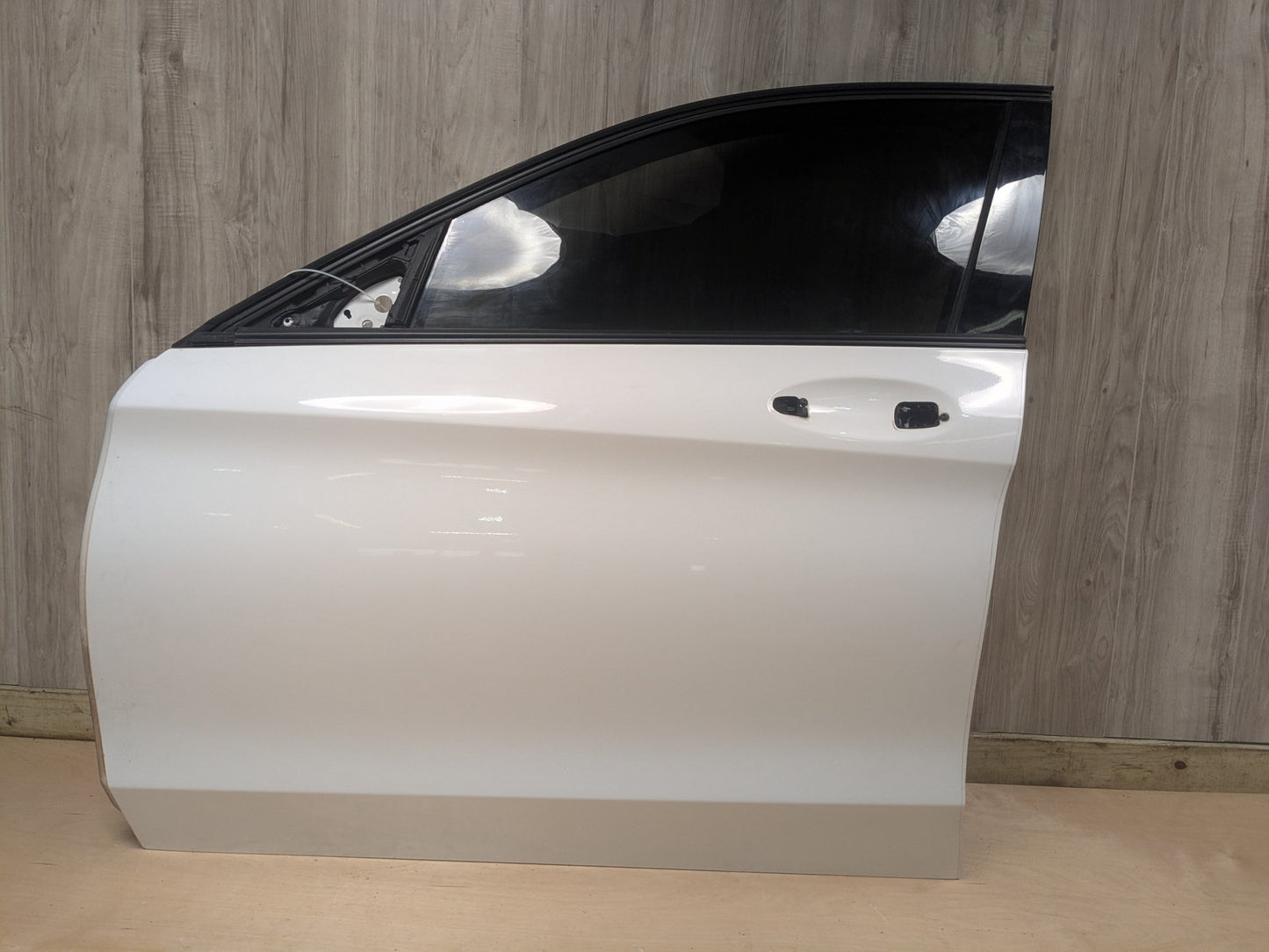OEM MERCEDES W205 C300 C400 C43 C63 Front Left Driver Door Shell Panel White 149 149 (Polar white- Standard finish)