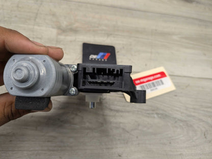 2021 BMW M340i G20 Front Left Driver Door Window Glass Regulator Motor 8498859 OEM BMW G20 G80 330 M340 M3 FRONT Left Driver Side Door Window Regulator Motor