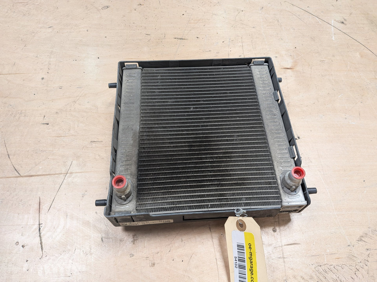 2016-2022 BMW 750i G12 Left or Right Secondary Auxiliary radiator 8619383 OEM BMW F90 F93 G12 G16 G30 M5 M8 Secondary Auxiliary Coolant Remote Radiator
