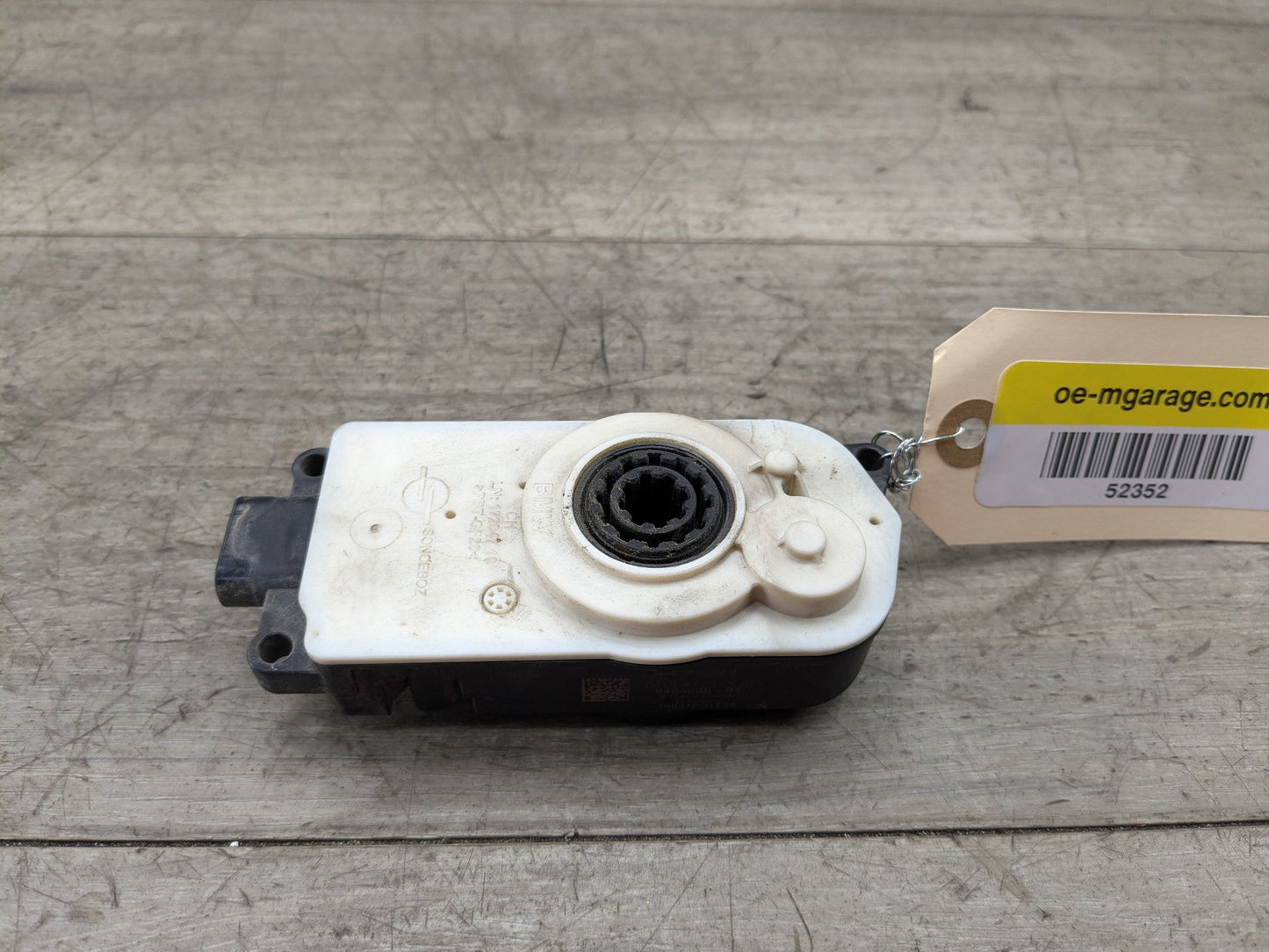 OEM BMW G05 G07 G20 330 M340 X5 Grille Air Flap Intake Shutter Motor Actuator