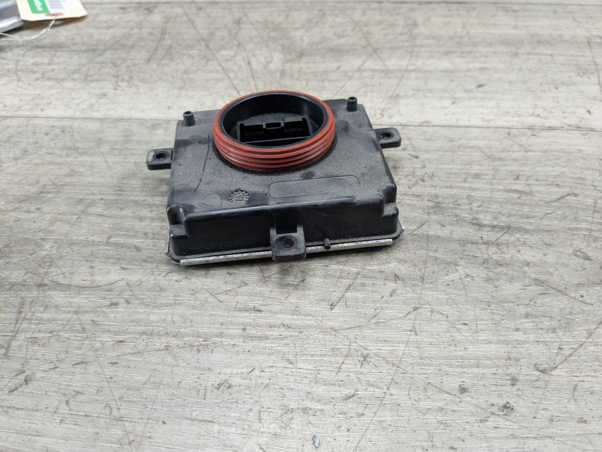 OEM AUDI A3 A4 A5 A6 Q3 Q5 S4 S5 S6 S7 S8 DRL Headlight Modules Control Unit SET