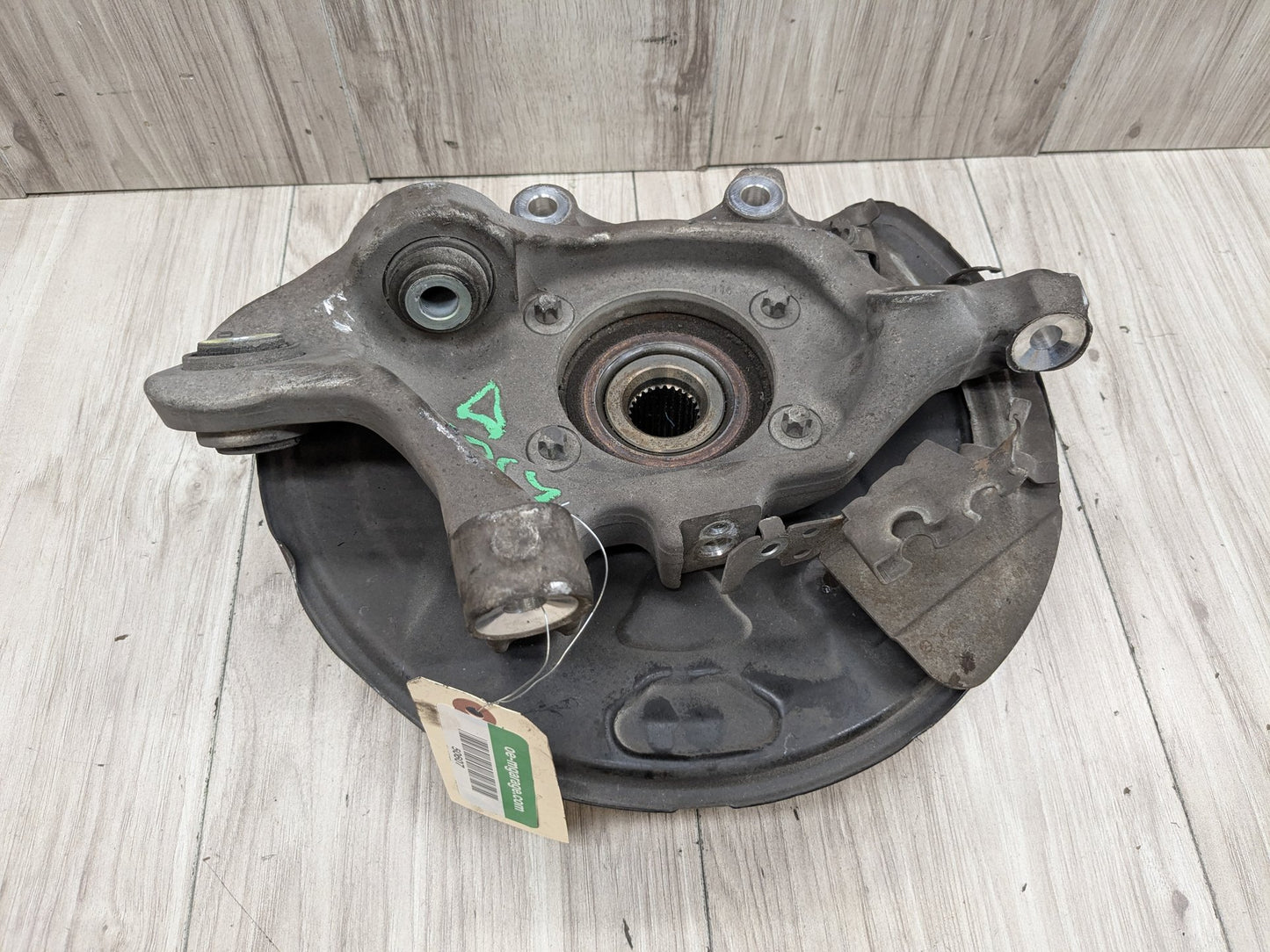 2015-2021 Mercedes-Benz C43 W205 Rear Left Driver Spindle Knuckle w/ Bearing A2053508708 OEM