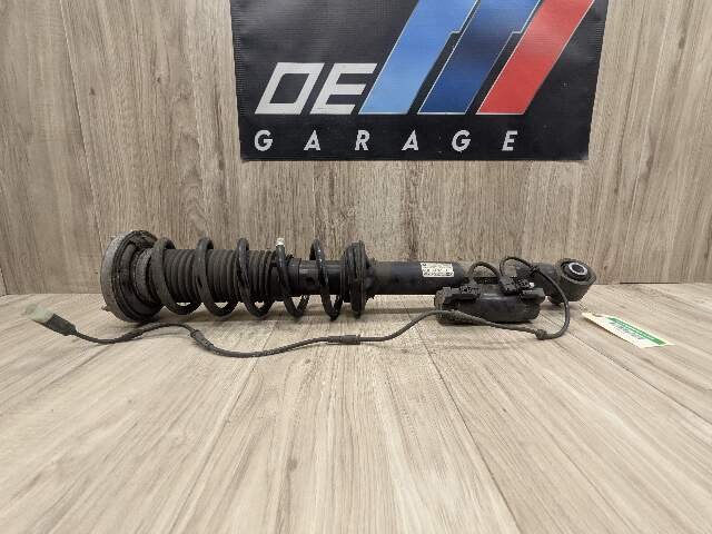 2018 BMW M550i G30 Rear Left Driver Spring Strut Shock Absorber 6867353 17-23 OEM BMW G30 M550 Rear Left Driver Side Spring Strut Shock Absorber VDC