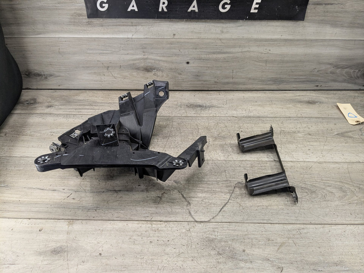 OEM BMW F15 F16 F85 F86 X5 X6 Front Left Driver Fender Mount Support Brackets