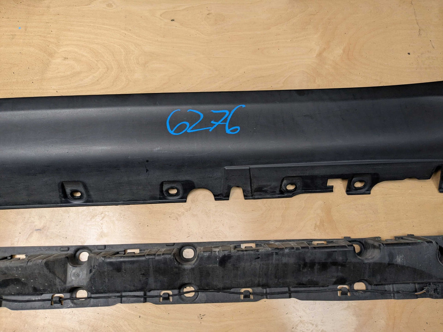 *14-18 OEM BMW F15 X5 Right Passenger Side Skirt Rocker Panel Molding w/ Bracket