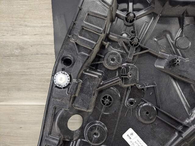 OEM BMW G20 G80 330 M340 M3 FRONT Right Passenger Door Window Regulator Motor