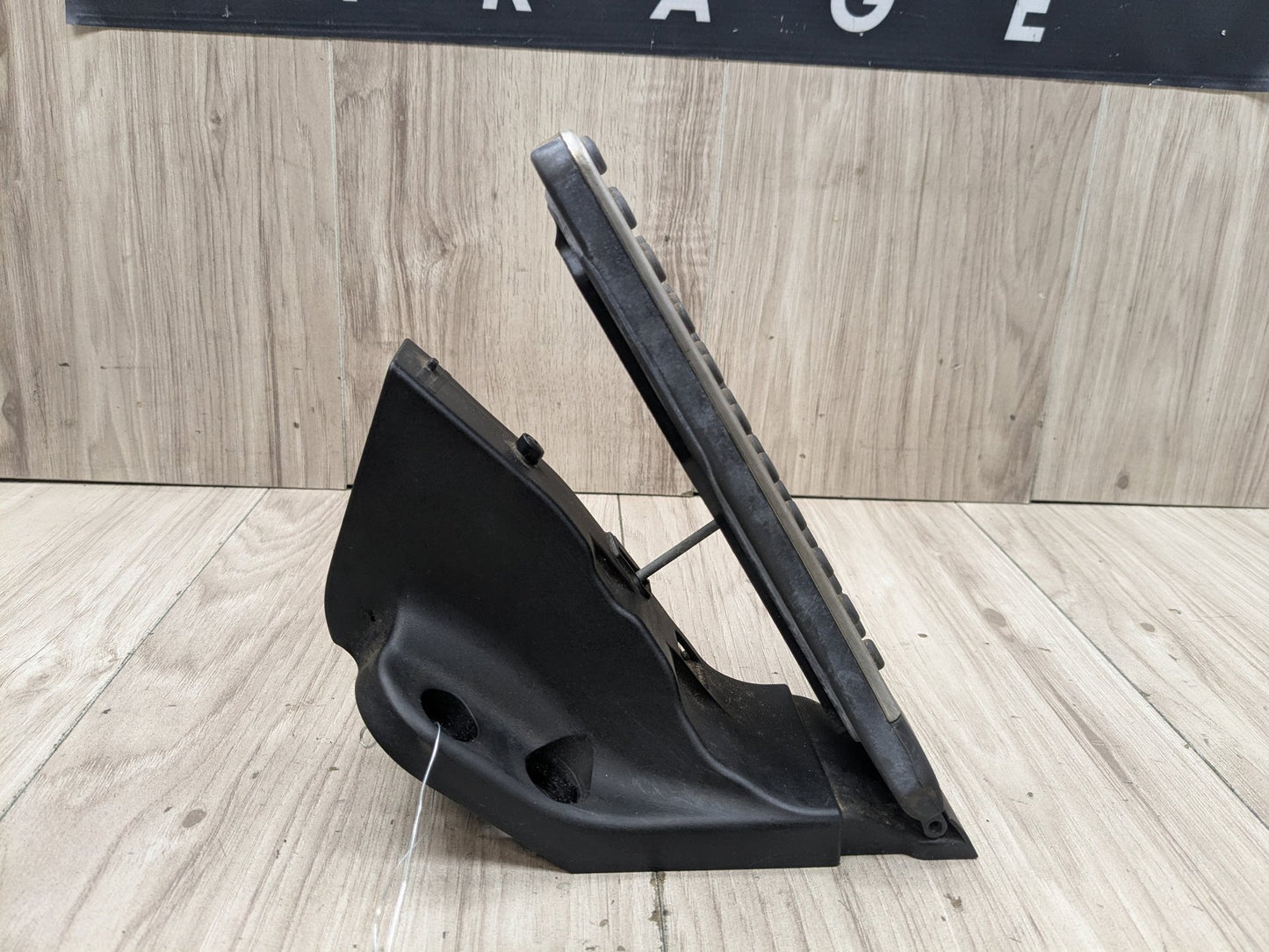 2015-2021 Mercedes-Benz C43 W205 Gas Accelarator Pedal A2053000104 OEM