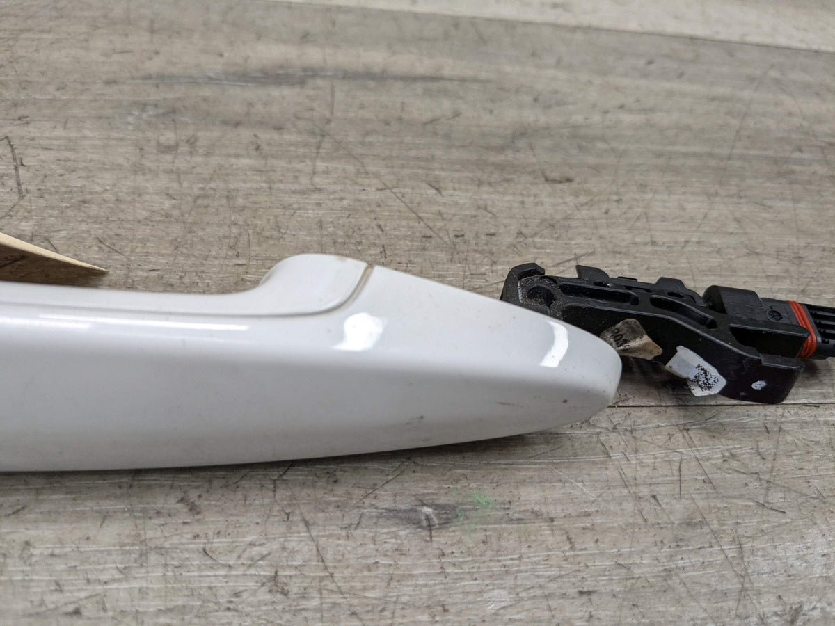 OEM BMW F22 F30 F36 F32 M2 M3 M4 COMFORT ACCESS Right Passenger Door Handle