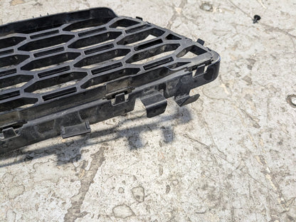 2017-2023 BMW M550i G30 Front Middle Center Bumper Cover Grille 8064931 *17-20 OEM BMW G30 Front Bumper Lower Center Grille Trim Black OEM