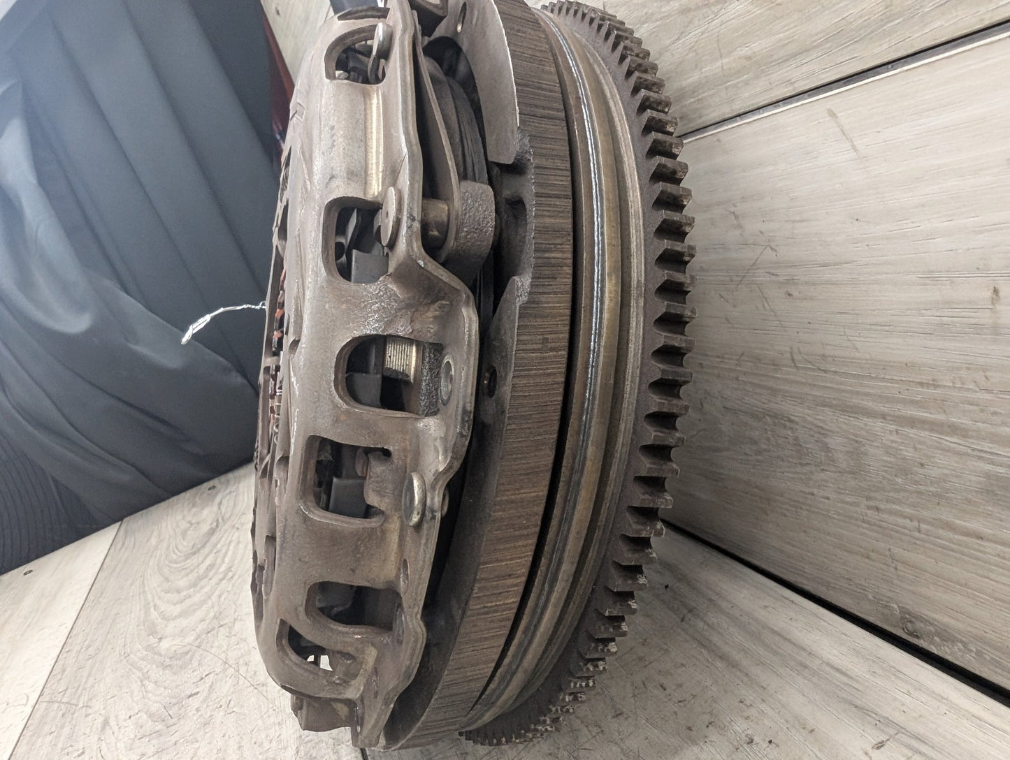 OEM BMW E39 E46 E85 Z3 Z4 MANUAL Engine M52 M54 M56 Flywheel Clutch D=228MM