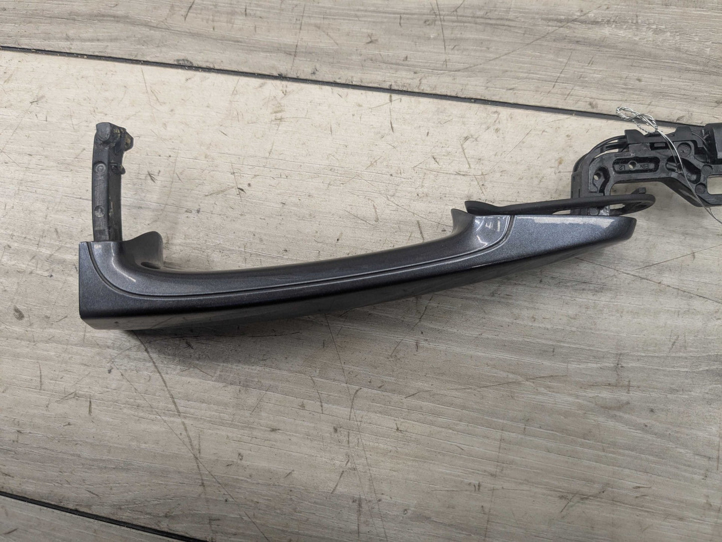 12-18 OEM BMW F30 F32 F36 F82 COMFORT ACCESS Front LEFT Driver Door Handle Gray