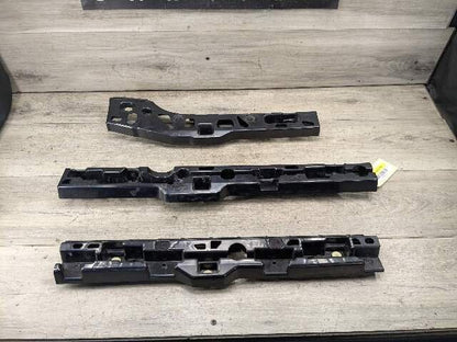 17-23 OEM BMW G30 F90 M5 Right Passenger Side Skirt Rocker Panel Bracket SET