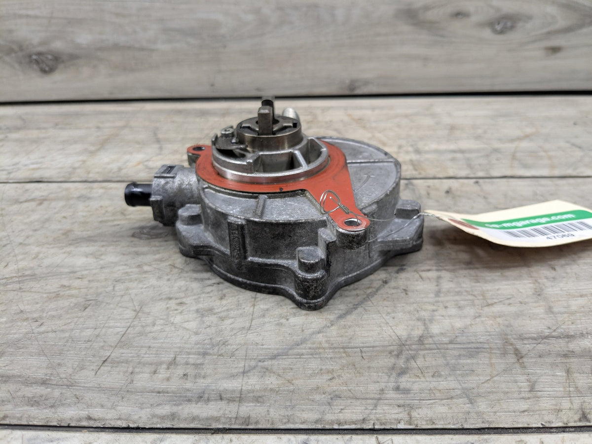 08-25 OEM AUDI A4 A5 A6 A7 A8 Q5 Q7 S4 S5 SQ5 Engine Vacuum Pump