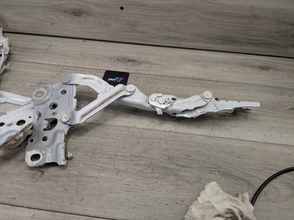 2018 BMW M550i G30 Hood Bonnet Hinges SET 7427051 OEM BMW F90 F93 G12 G14 G15 G16 G30 M5 M8 Hood Bonnet Left Right Hood Hinges SET
