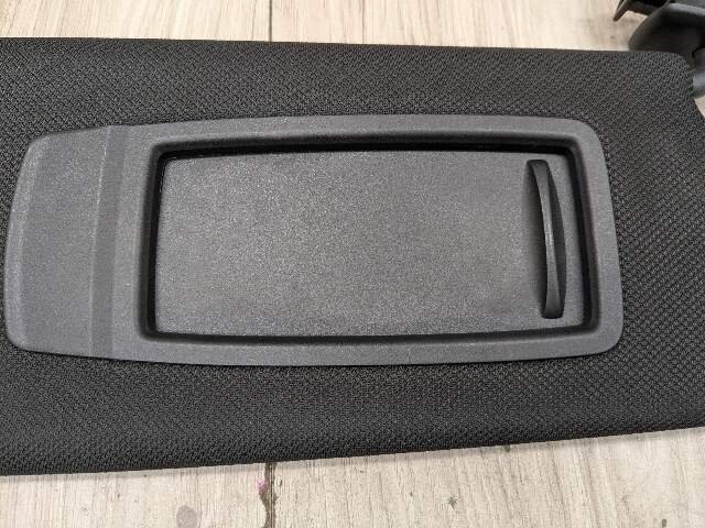 17-20 OEM BMW F90 G30 530 540 M550 M5 Interior Right Passenger Sun Visor Black
