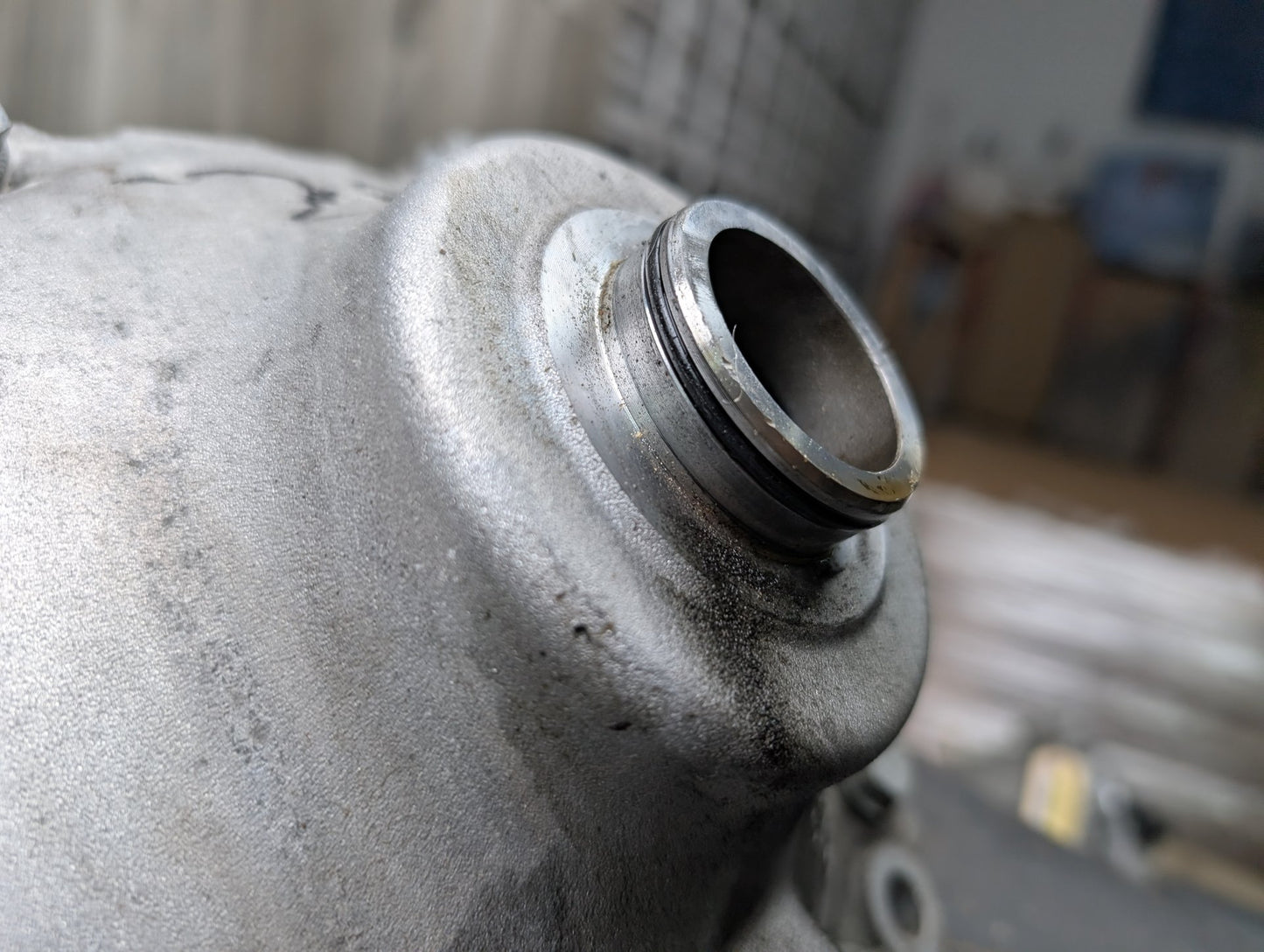 2020 BMW 740i G12 Front Axle Carrier Differential 7647386 OEM BMW G11 G12 G20 G30 xDrive AWD Front Differential Axle Gearbox Carrier 2.81