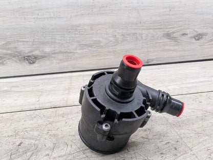 16-19 OEM BMW G11 G12 G30 M550 750 M760 Auxiliary Electric Coolant Water Pump